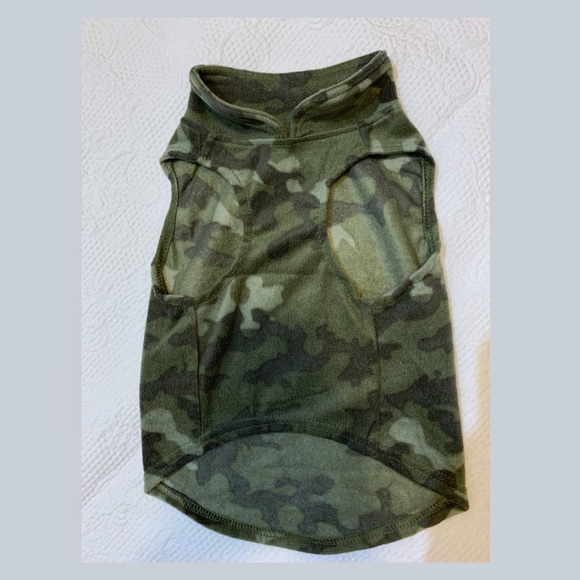 NIB Dog Fleece Harness Shirts (5) - Picture 9 of 11